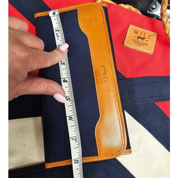 LL Bean Canvas/ leather Travel Passport ID Organizer for man or woman - Picture 3 of 13